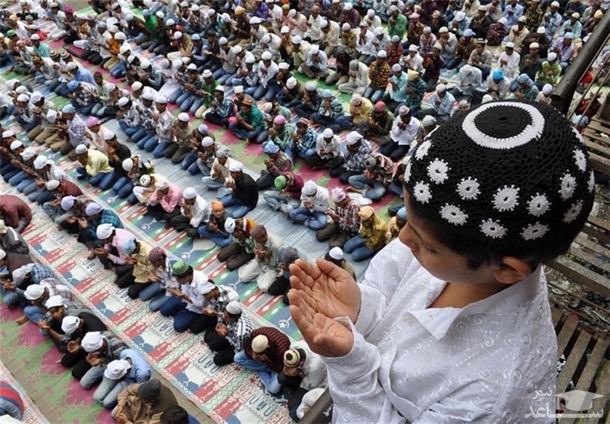 Мусульманские национальности. Шапки в которых молятся мусульмане. Мусульман люди группа. Самая маленькая мусульманская нация в мире. Фанатики Рамадан.