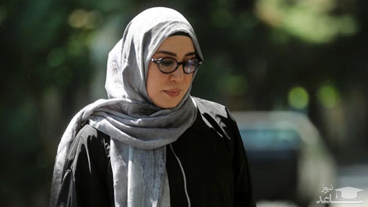 خوشگذرانی نسیم ادبی همراه با دوستانش