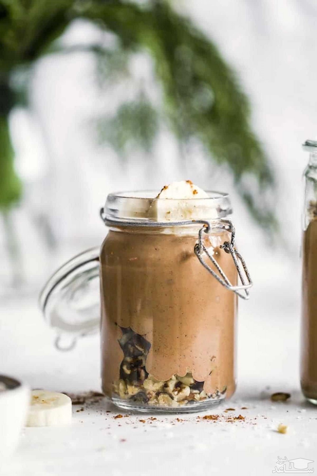 روش تهیه اسموتی با مغز و شکلات