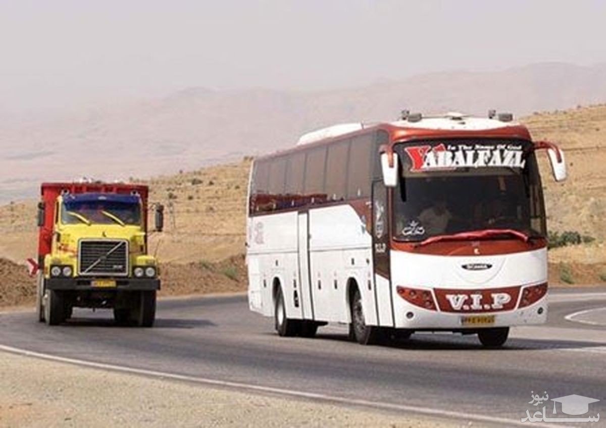 (فیلم) اتوبوس دوزیست در ژاپن با قابلیت حرکت در آب و خشکی