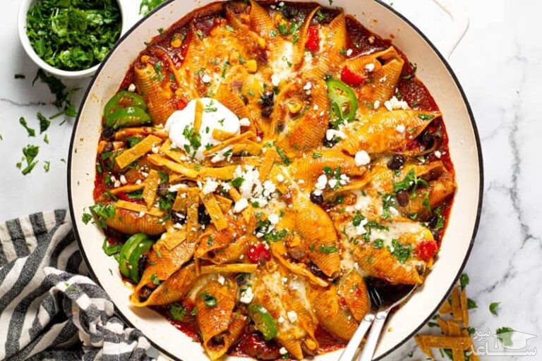 طرز تهیه جامبو شلز شکم پر مرغ با 2 روش