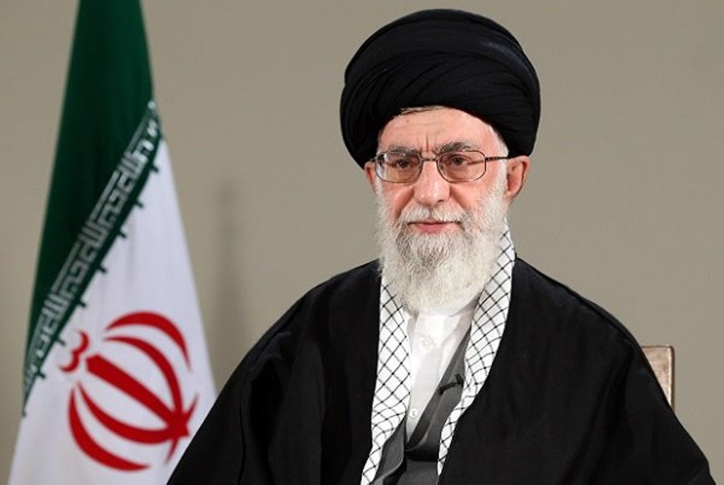 پیام رهبری در پی درگذشت خواهر رئیس‌جمهور
