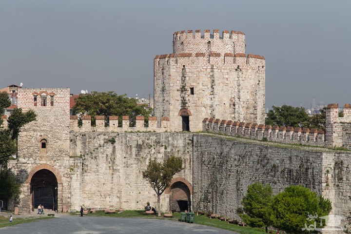 آشنایی با قلعه ی تاریخی یدیکوله ی استانبول