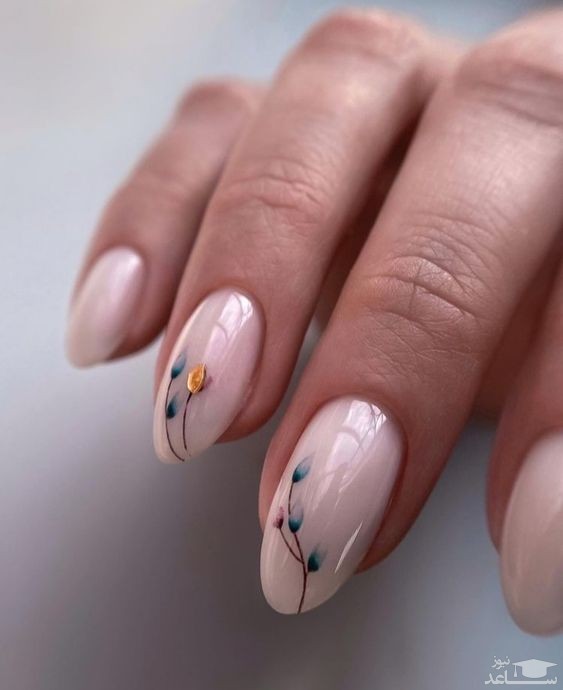 لاک ناخن گلدار