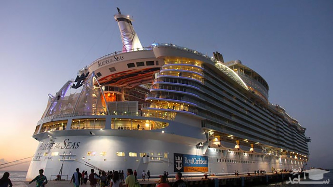 (فیلم) واکنش مسافران به زن و شوهری که دیر به کشتی رسیدند 