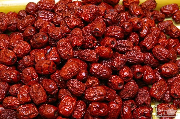 با فواید و مضرات میوه عناب بیشتر اشنا شوید