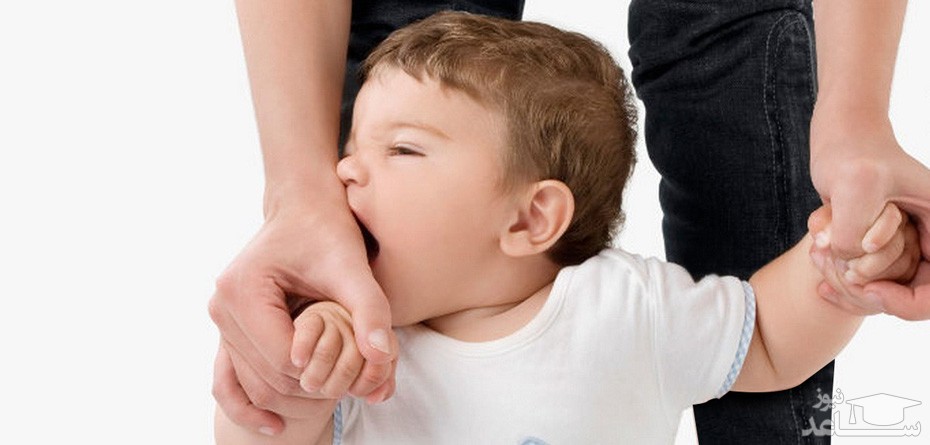 دلایل گاز گرفتن کودکان و روش های پیشگیری