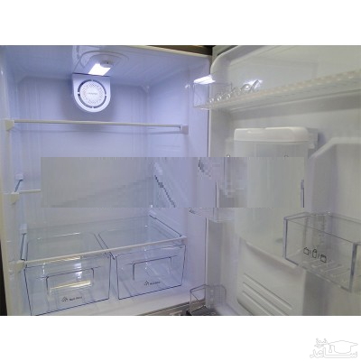 داخل فریزر Bost مدل BRB240-13