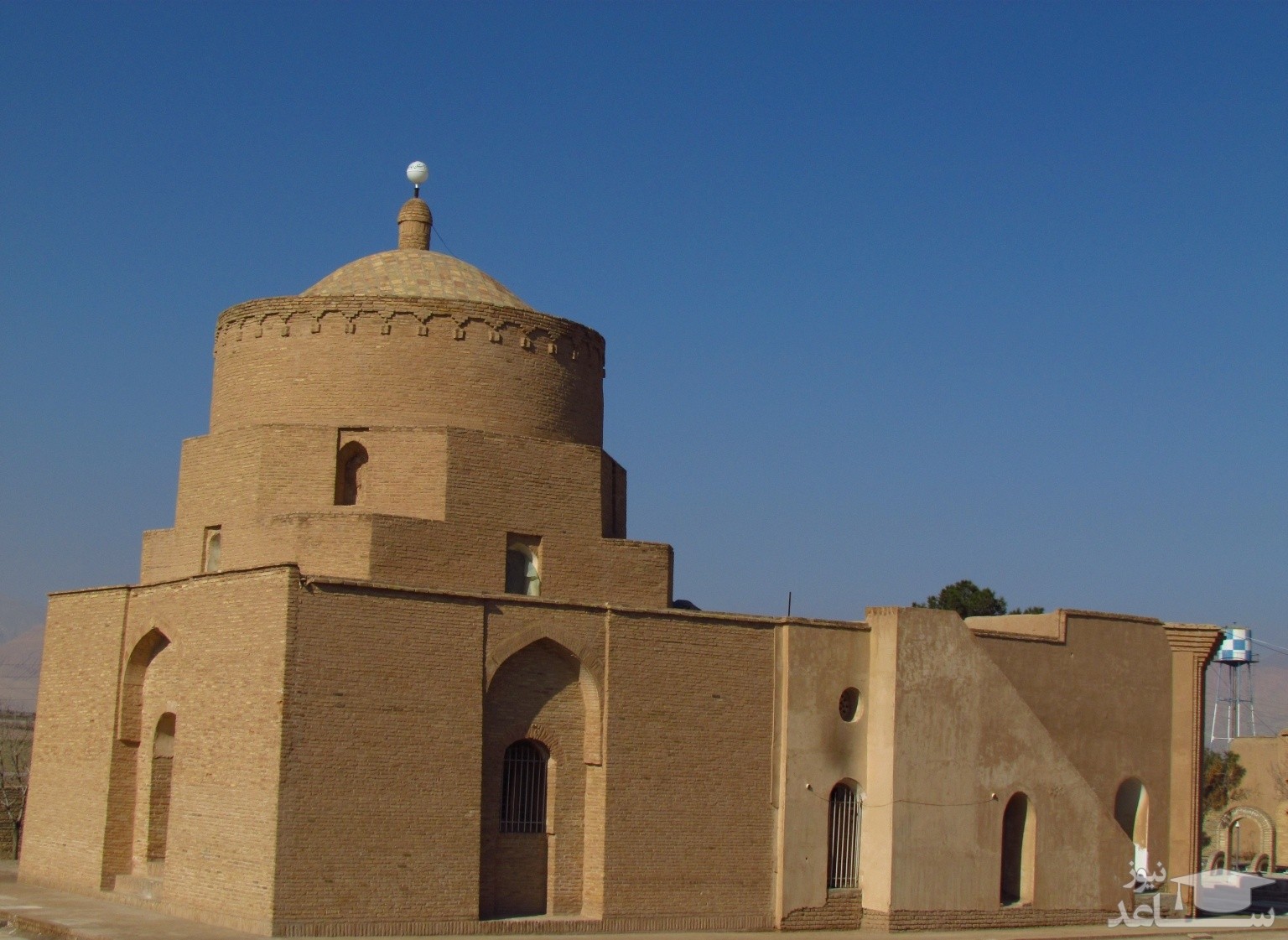 امامزاده علی اکبر(ع) آرادان