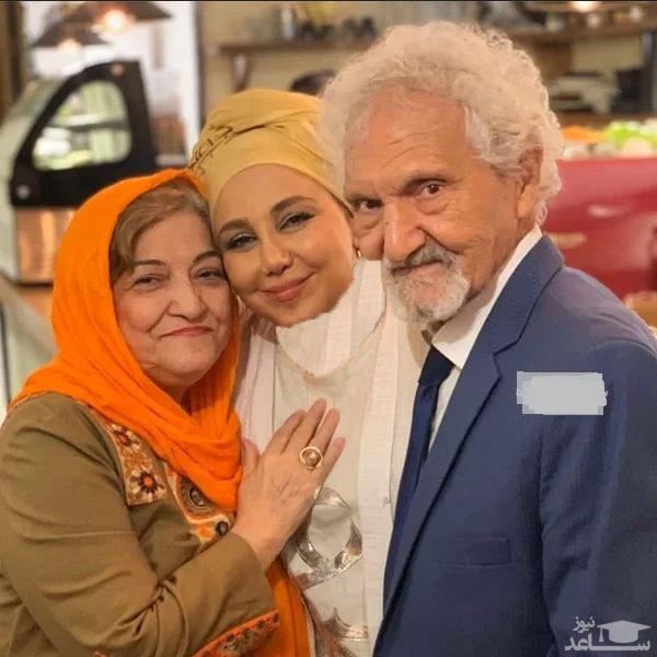 بهنوش بختیاری در کنار پدر و مادرش