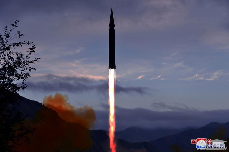 آزمایش موفقیت آمیز موشک جدید "هایپر سونیک" در کره شمالی