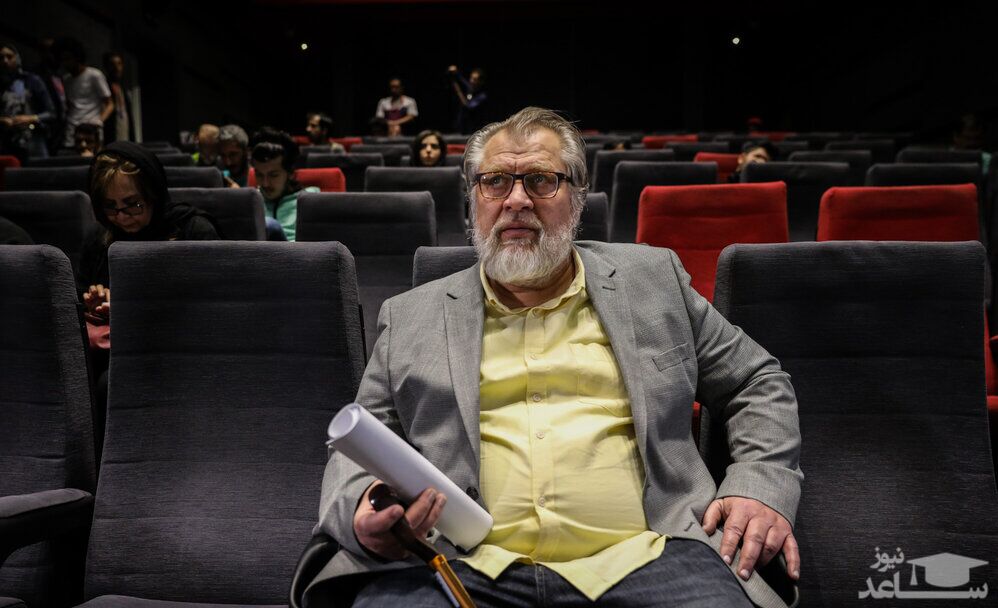 (فیلم) اظهارات عجیب نادر طالب زاده درباره قرص فاویپیراویر برای درمان کرونا