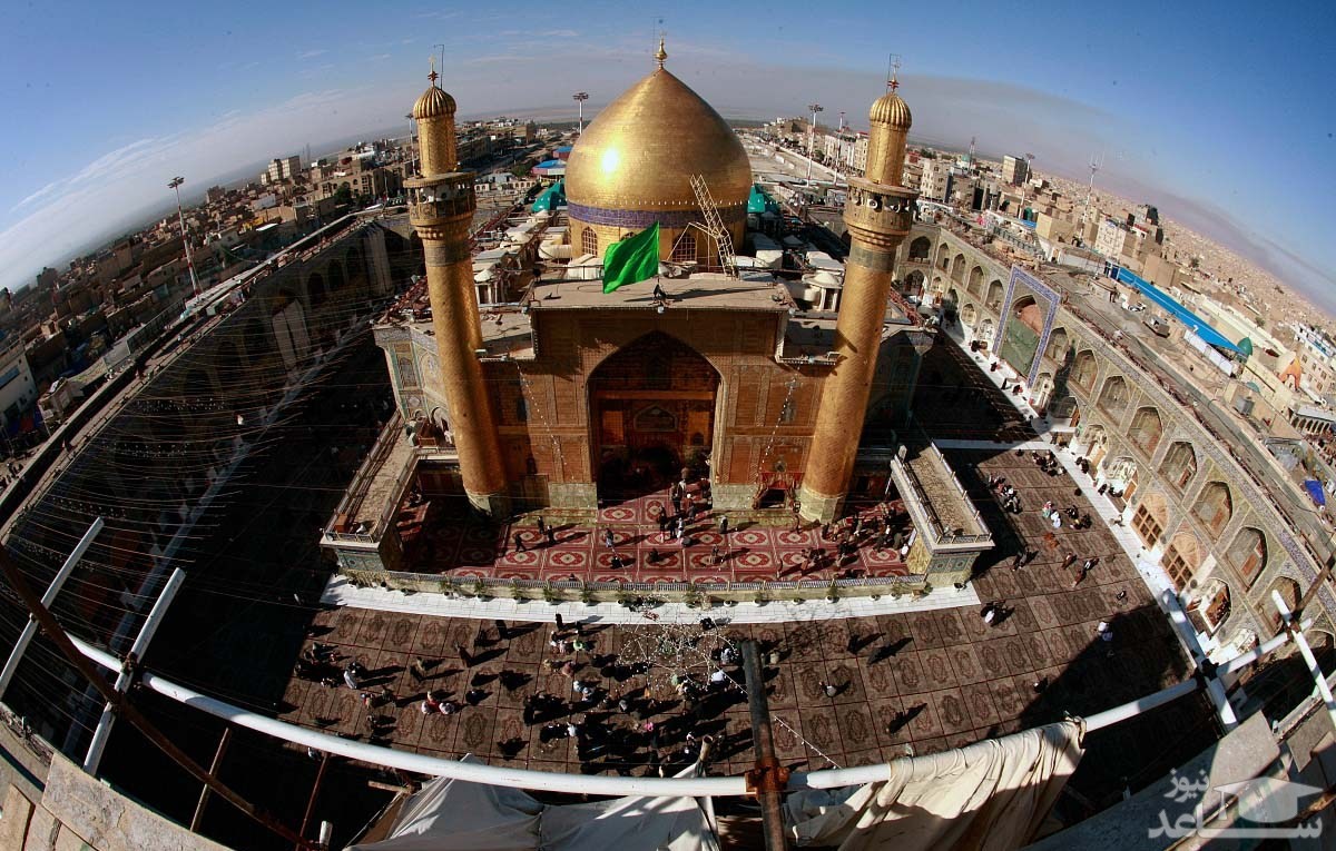 (تصاویر) غبارروبی گنبد حرم حضرت علی(ع) در آستانه روز مرد