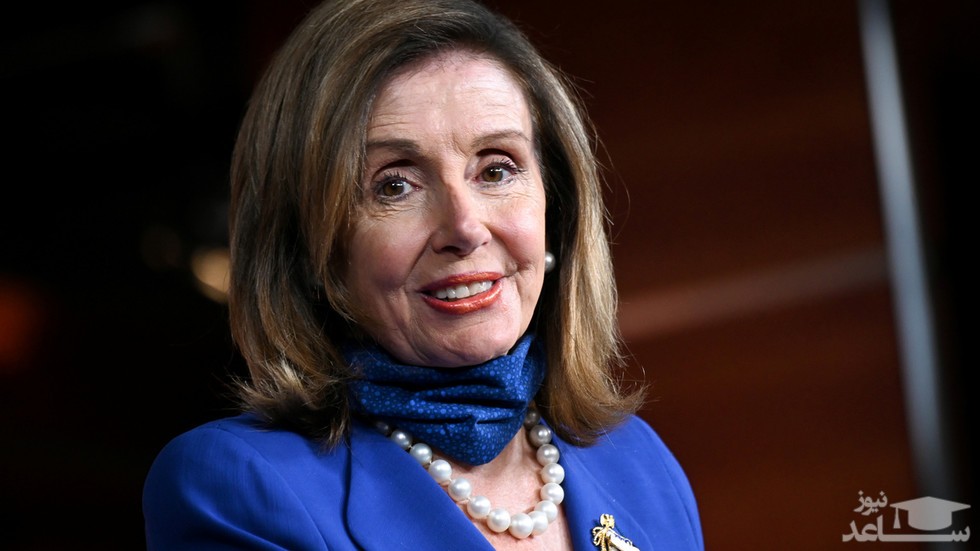 بحران برای کنگره آمریکا: پلوسی بدون ماسک در آرایشگاه بسته!