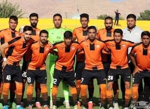 یک تیم فوتبال در ایران قرنطینه شد