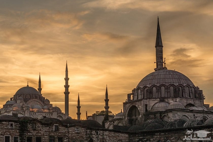 آشنایی با جاذبه های مسجد رستم پاشا در استانبول