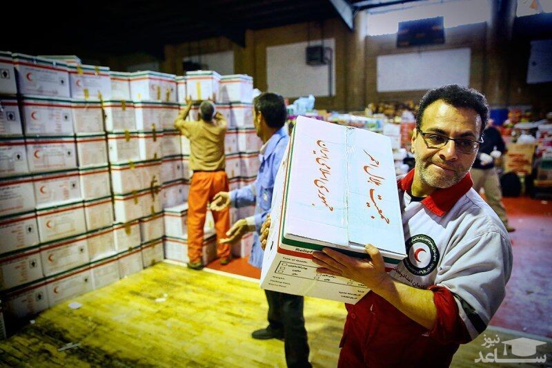 نخستین محموله امدادی استان بوشهر به مناطق زلزله زده سی سخت ارسال شد