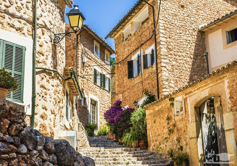 روستای فورنالوتکس (Fornalutx)