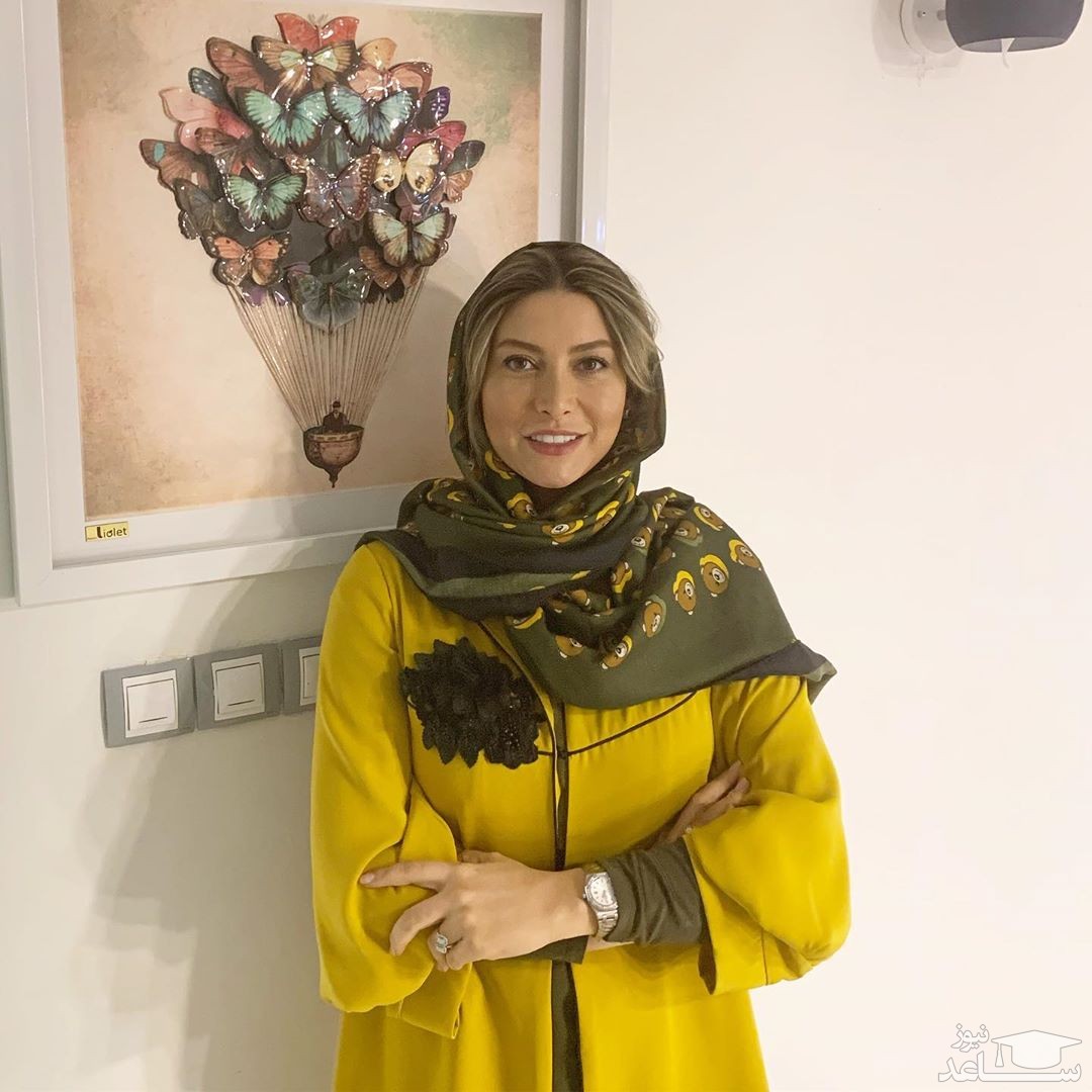 فریبا نادری در صحن و سرای حرم امام هشتم (ع) با ماسک جالب