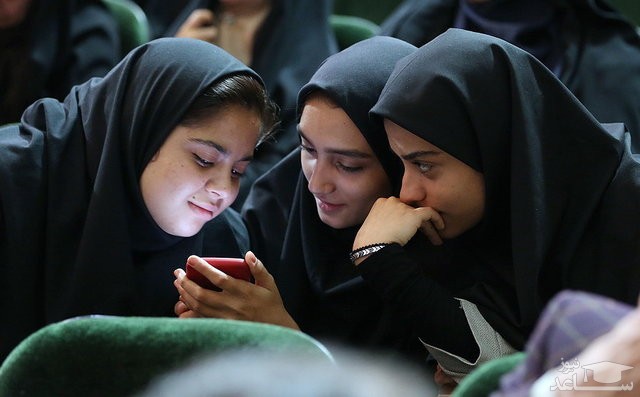  اثرات مثبت و منفی شبکه های اجتماعی بر جوانان و نوجوانان