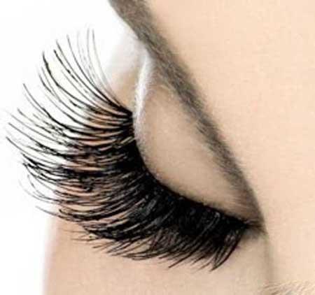 نکاتی برای داشتن مژه هایی پر پشت