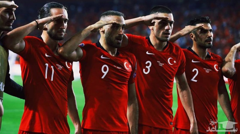 (عکس) سلام نظامی جنجالی بازیکنان تیم ملی ترکیه به اردوغان برای کشتار در سوریه