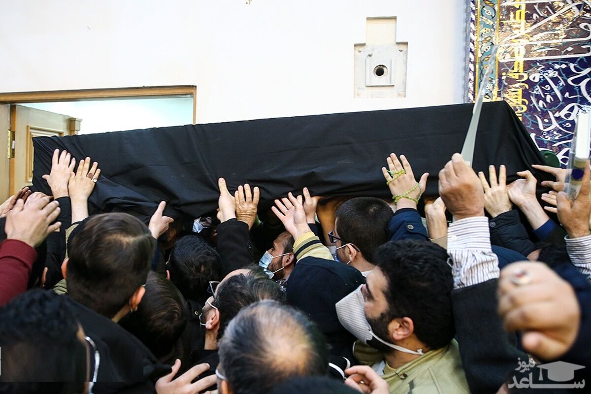 وداع مردم تهران با آیت‌الله مصباح یزدی(ره) در آستان مقدس حضرت عبدالعظیم حسنی(ع)