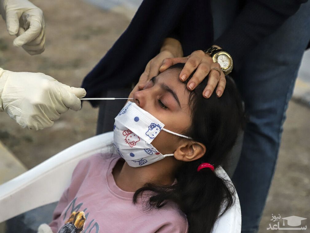 انجام هفته‌ای ۲ بار آزمایش کرونا، سهم دانش‌آموزانی که واکسن نزنند