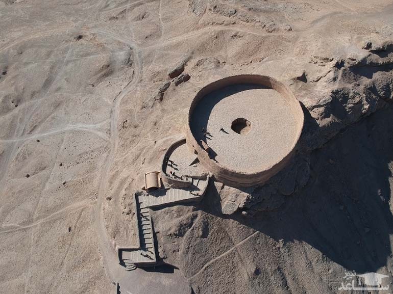 دخمه زرتشتیان