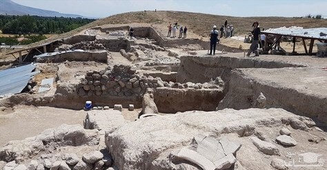 خرابه های اوک تپه (uctepe ruins) 