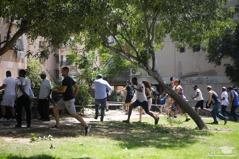 فرار اسراییلی ها به پناهگاه 