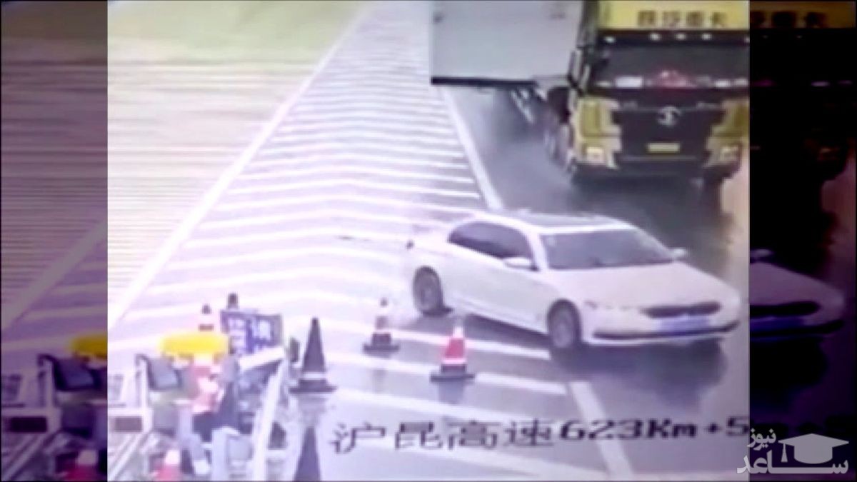 کار خطرناک یک راننده در بزرگراه باعث حادثه شد