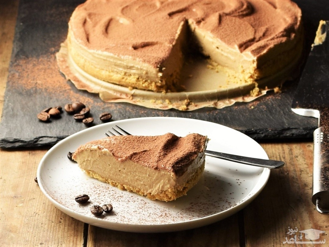 طرز تهیه چیز کیک یخچالی ساده در منزل