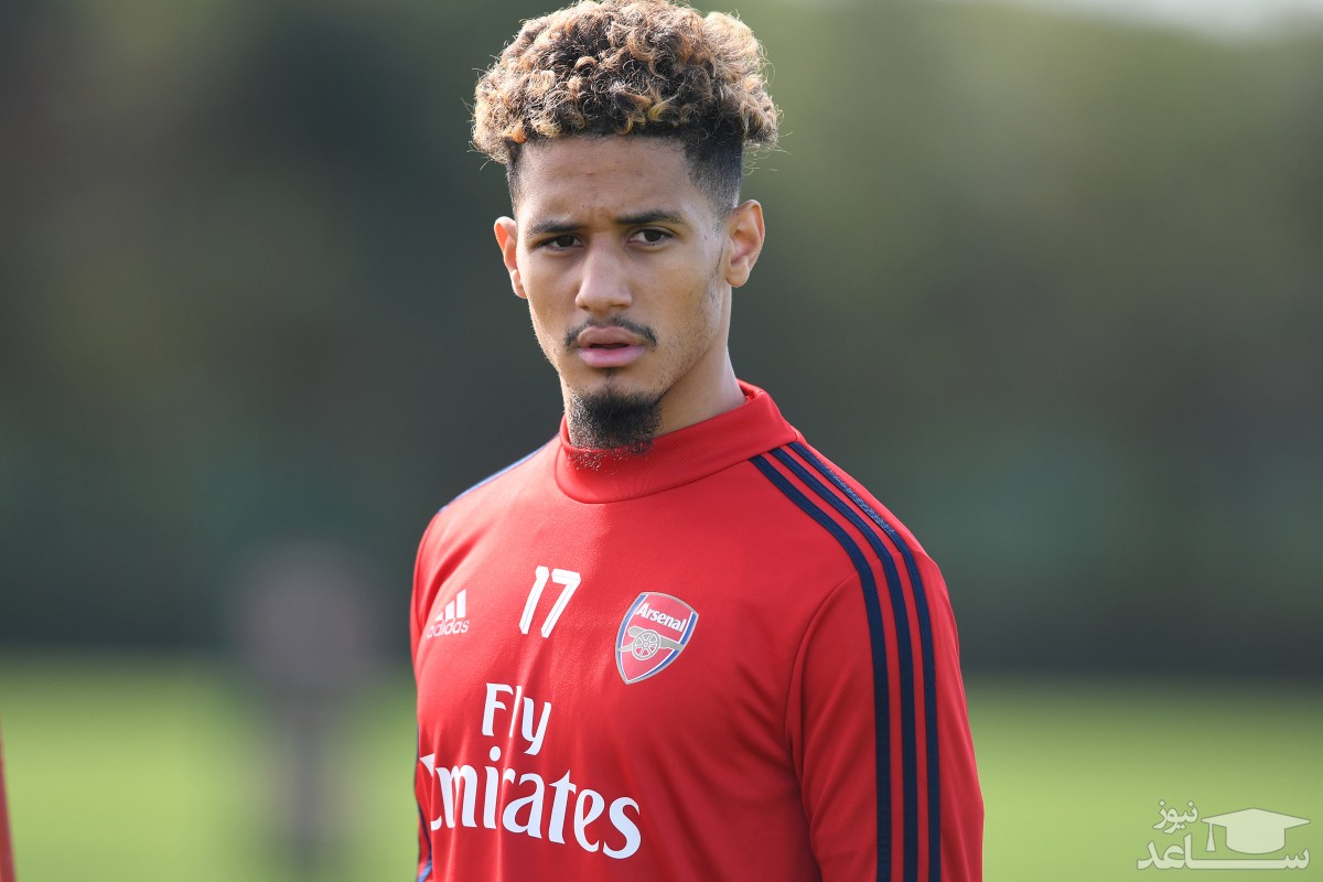 محرومیت فوتبالیست مشهور به دلیل فیلمبرداری از صحنه غیراخلاقی در رختکن!