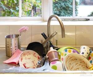 ترفندهایی برای شستن ظرف های تلنبار شده