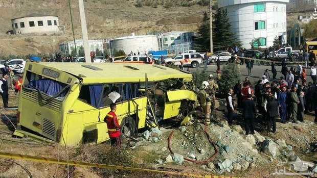 یک مصدوم واژگونی اتوبوس واحد علوم و تحقیقات هوشیاری ندارد