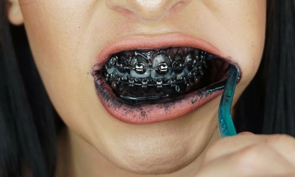 آیا خمیردندان حاوی زغال فعال می تواند اثری بر روی سفیدی دندان داشته باشد؟