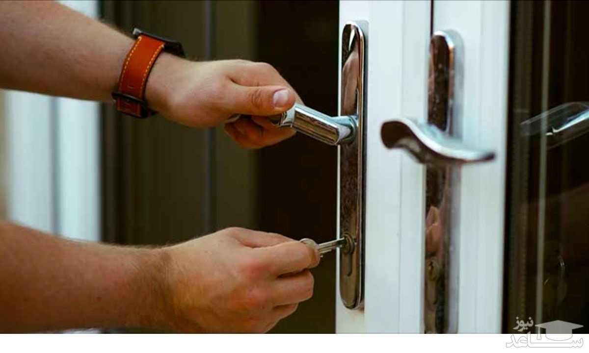 حکم تعویض قفل در منزل توسط شوهر