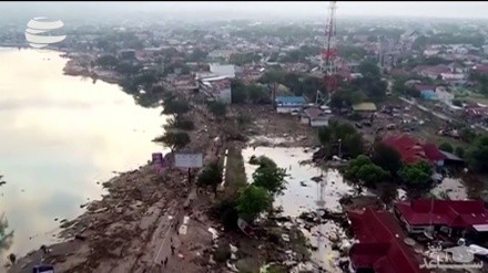 (فیلم) ناپدید شدن یک روستا پس از سونامی وحشتناک اندونزی