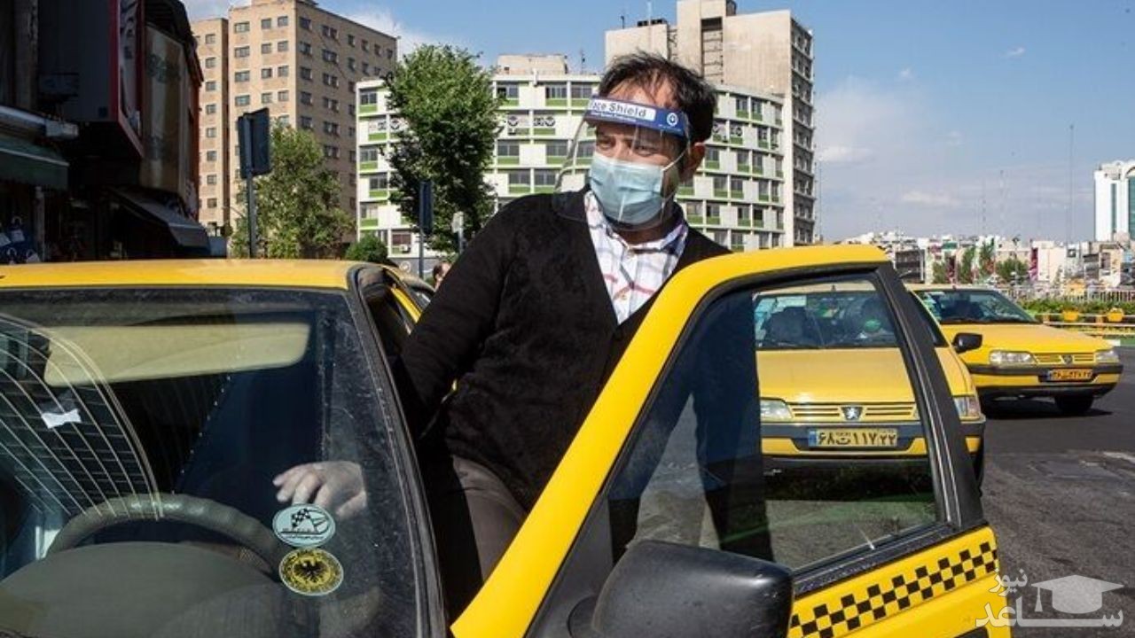 ماسک زدن رانندگان تاکسی با دیدن دوربین خبرنگاران