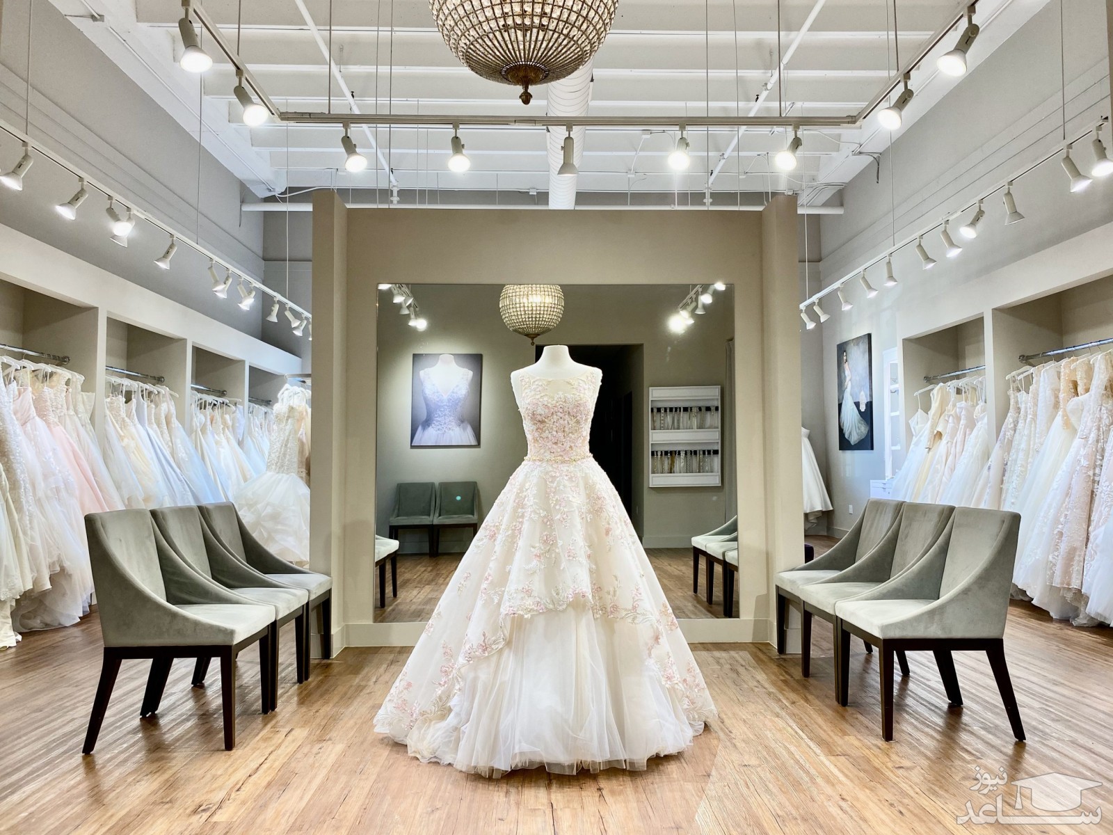 طراحی داخلی مزون لباس عروس به سبک معاصر
