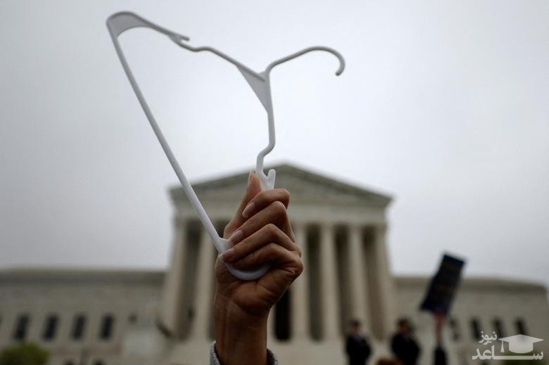 تظاهرات حامیان حق سقط جنین در مقابل دیوان عالی آمریکا در واشنگتن/ رویترز