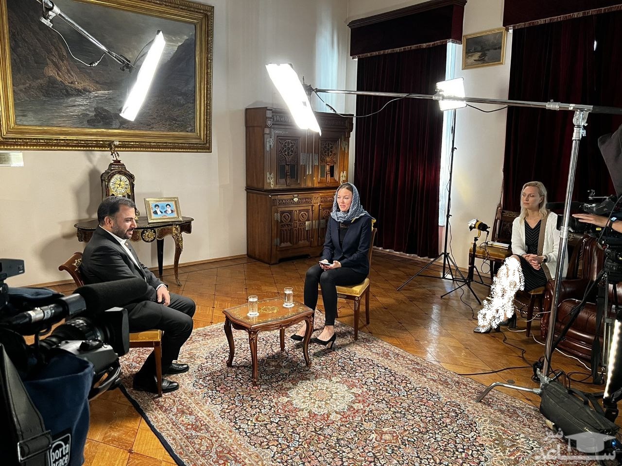 اپیزودی جالب از مصاحبه جنجالی وزیر ارتباطات با شبکه راشا تودی در سفارت ایران در روسیه