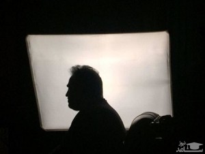 نام مرد غریبه در موبایل همسرم مهین ثبت شده بود! / او بی‌بندوبار است