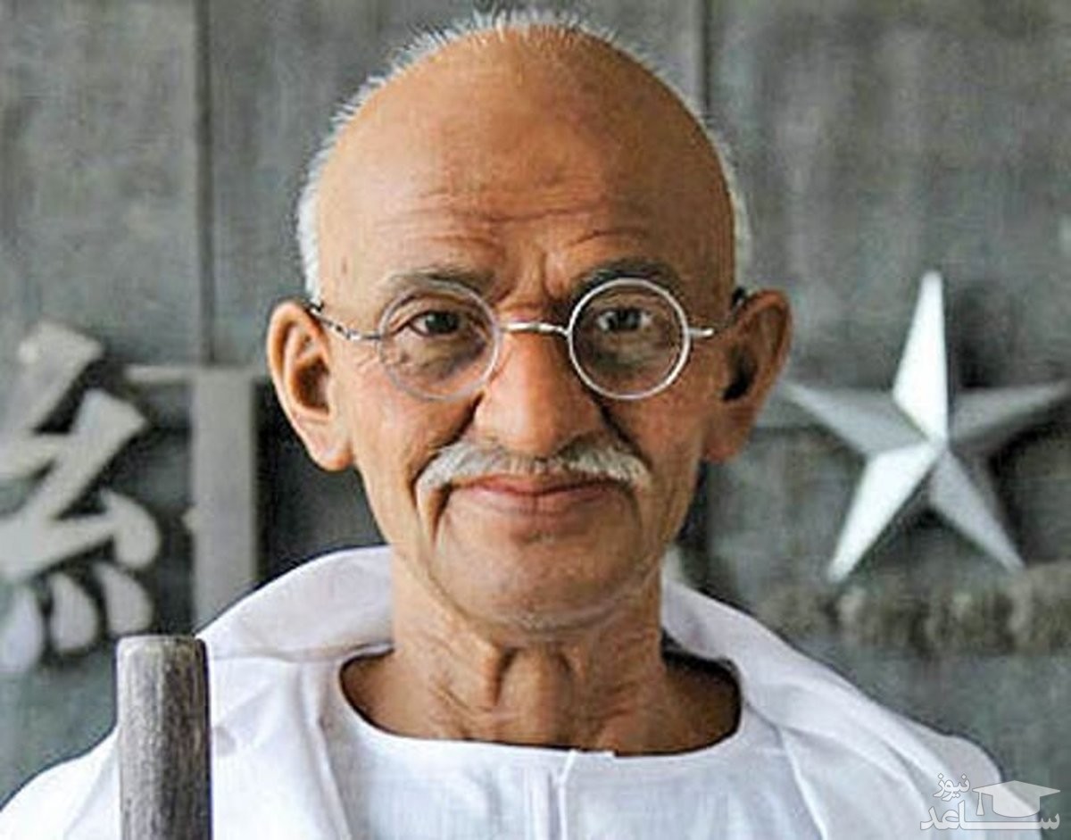 (عکس)  نمایی از مجسمه ماهاتما گاندی