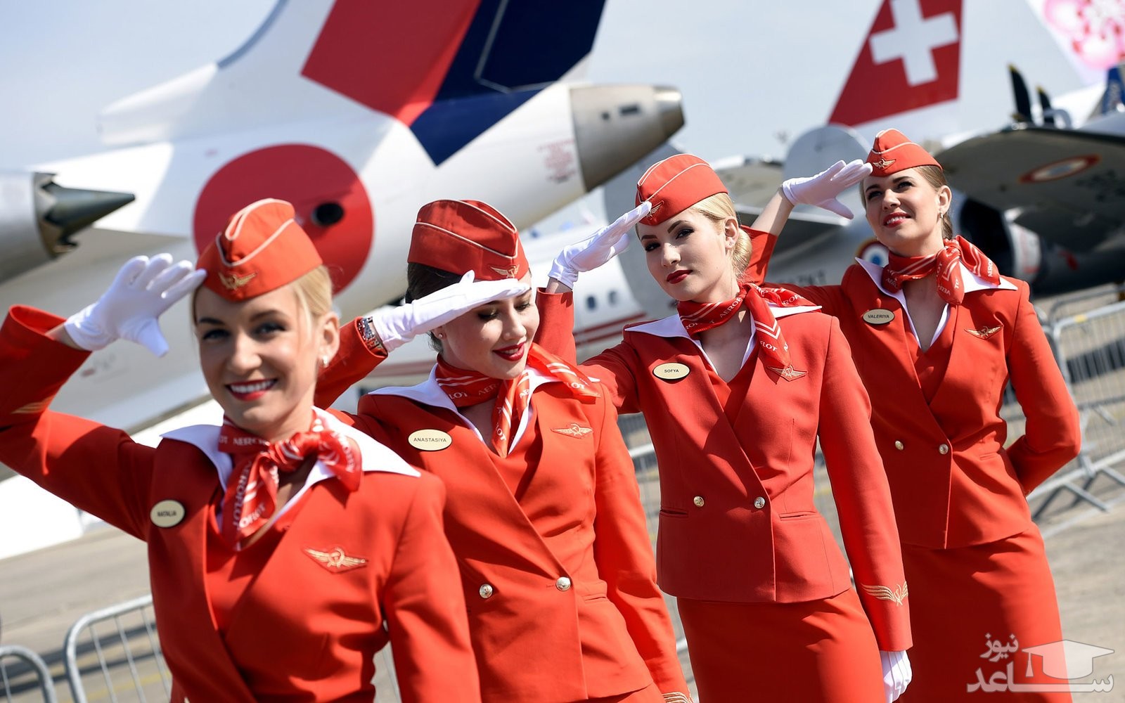 تمرینات جالب و تعجب آور مهمانداران هواپیما