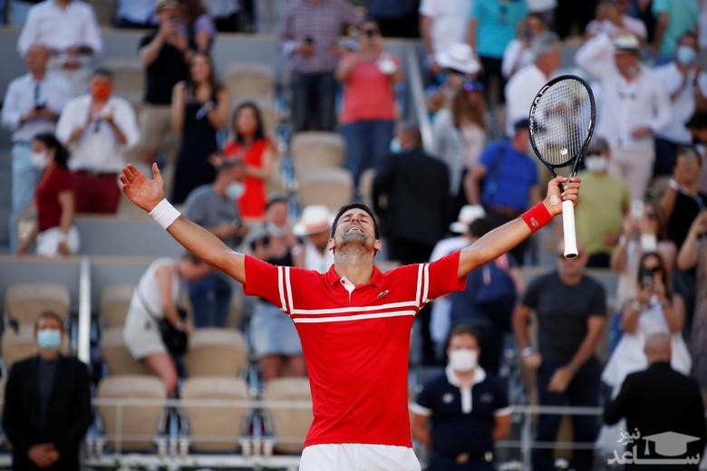  قهرمان مسابقات تنیس 