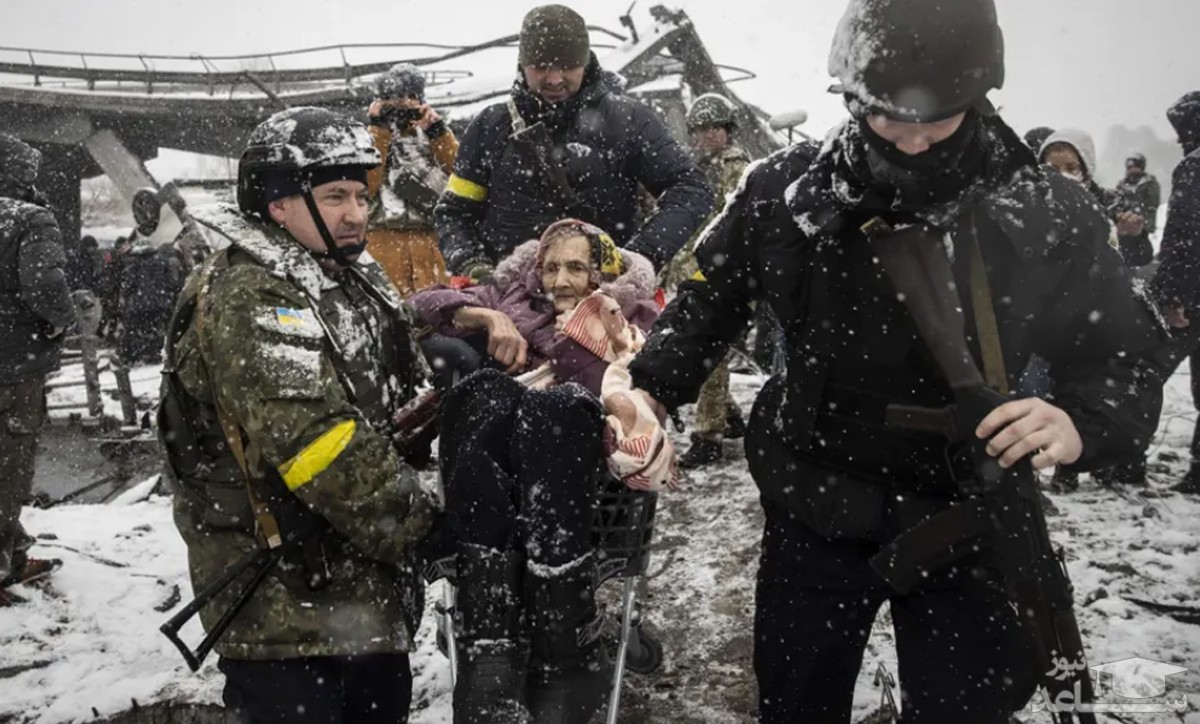 خارج کردن غیرنظامیان از شهر "ایرپین" اوکراین/ خبرگزاری آناتولی