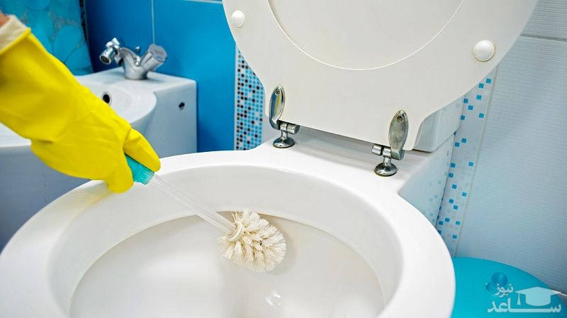 نحوه تمیز کردن توالت با جرم گیر خانگی
