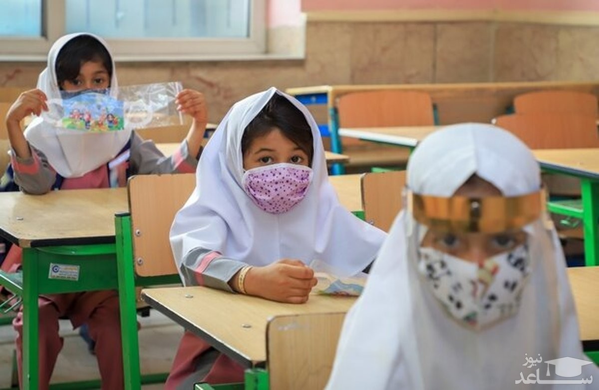 چرا و چطور مدارس برای دومین سال متوالی آنلاین شد